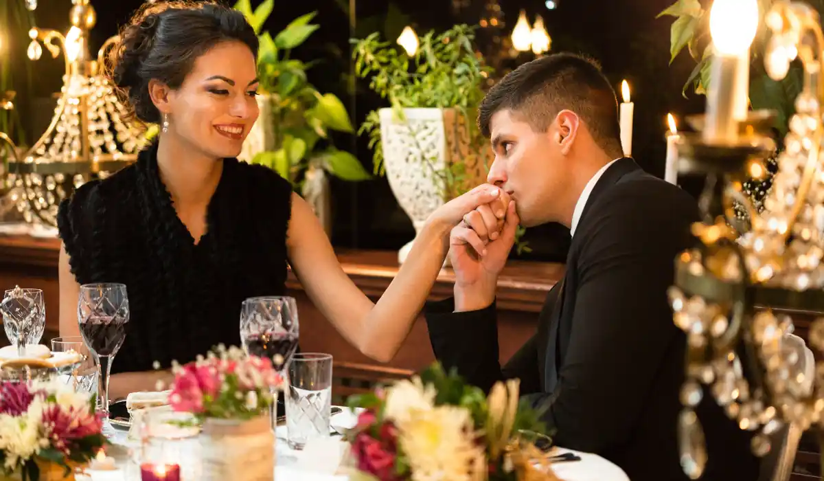 Top 15 Best Things to do in Gatlinburg TN for Couples 10 Dine Romantically