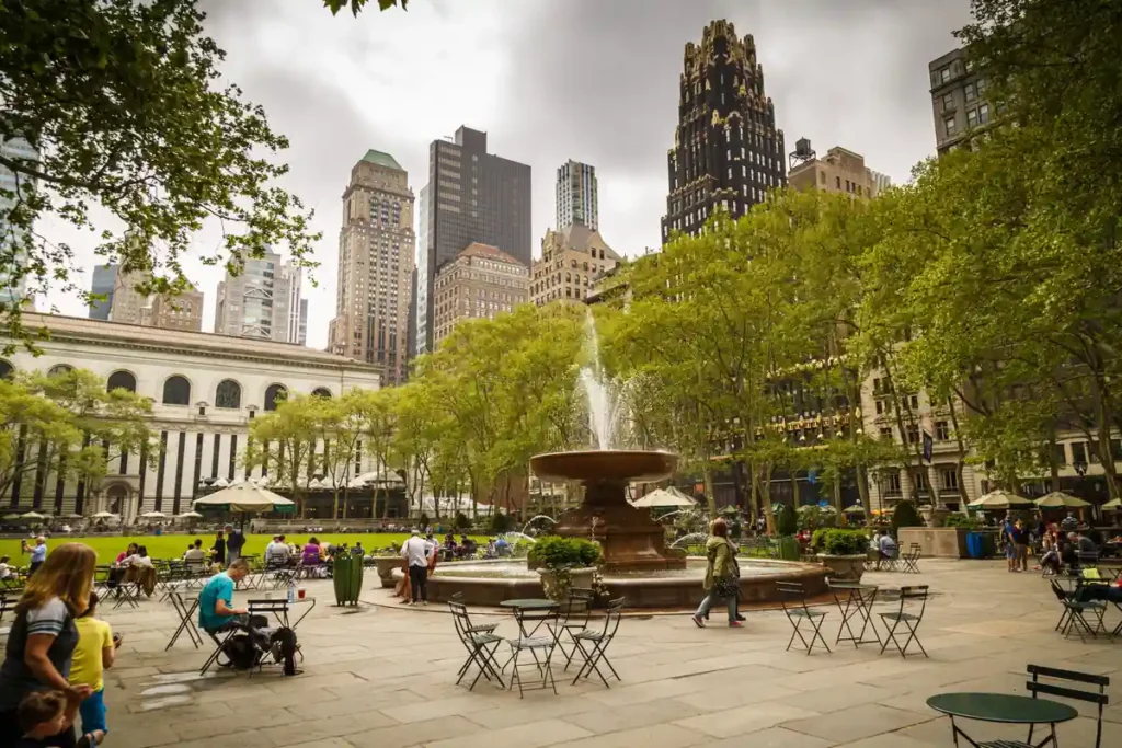 The 12 Best Things to do in Midtown NYC for kids 5 Bryant Park