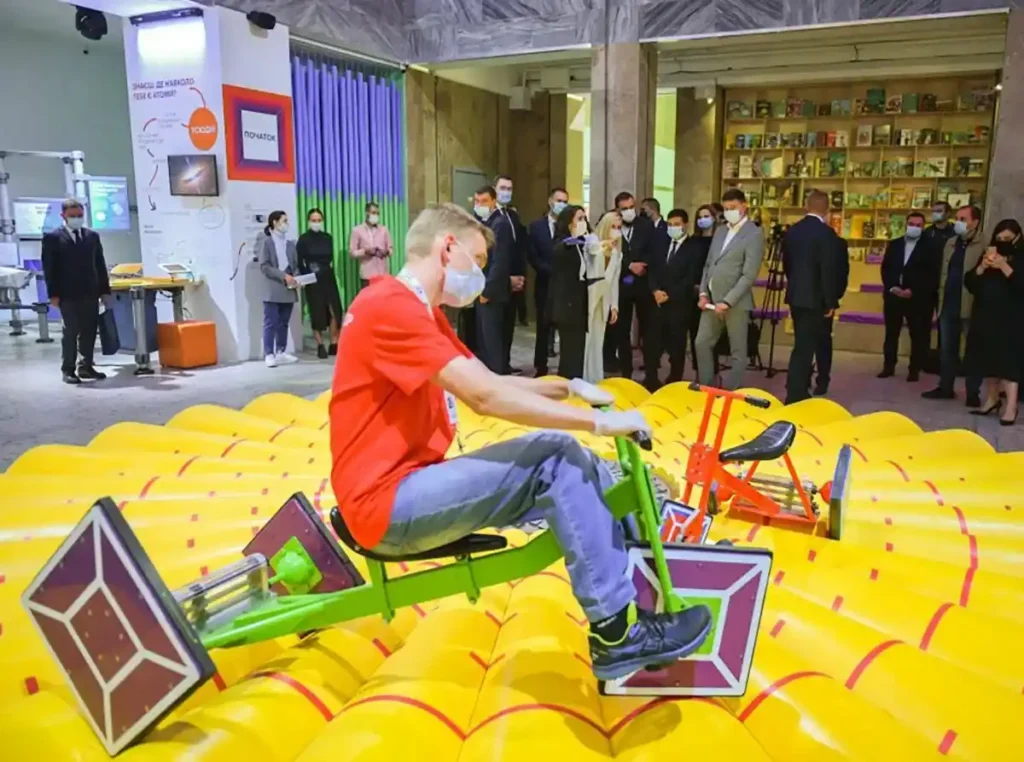 The 12 Best Things to do in Midtown NYC for kids 10 Museum of Math