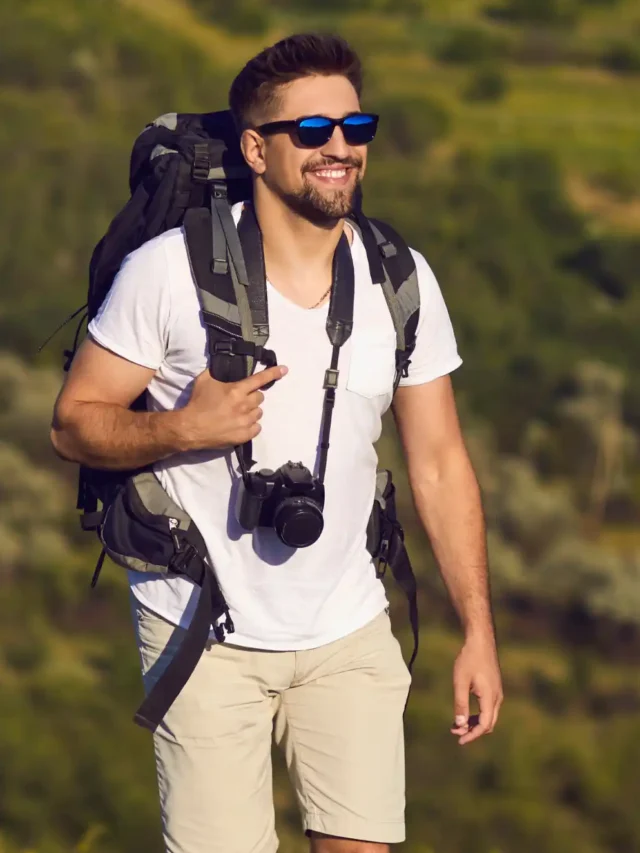 The Traveler Hired the Wrong Tour Guide: How to Avoid?