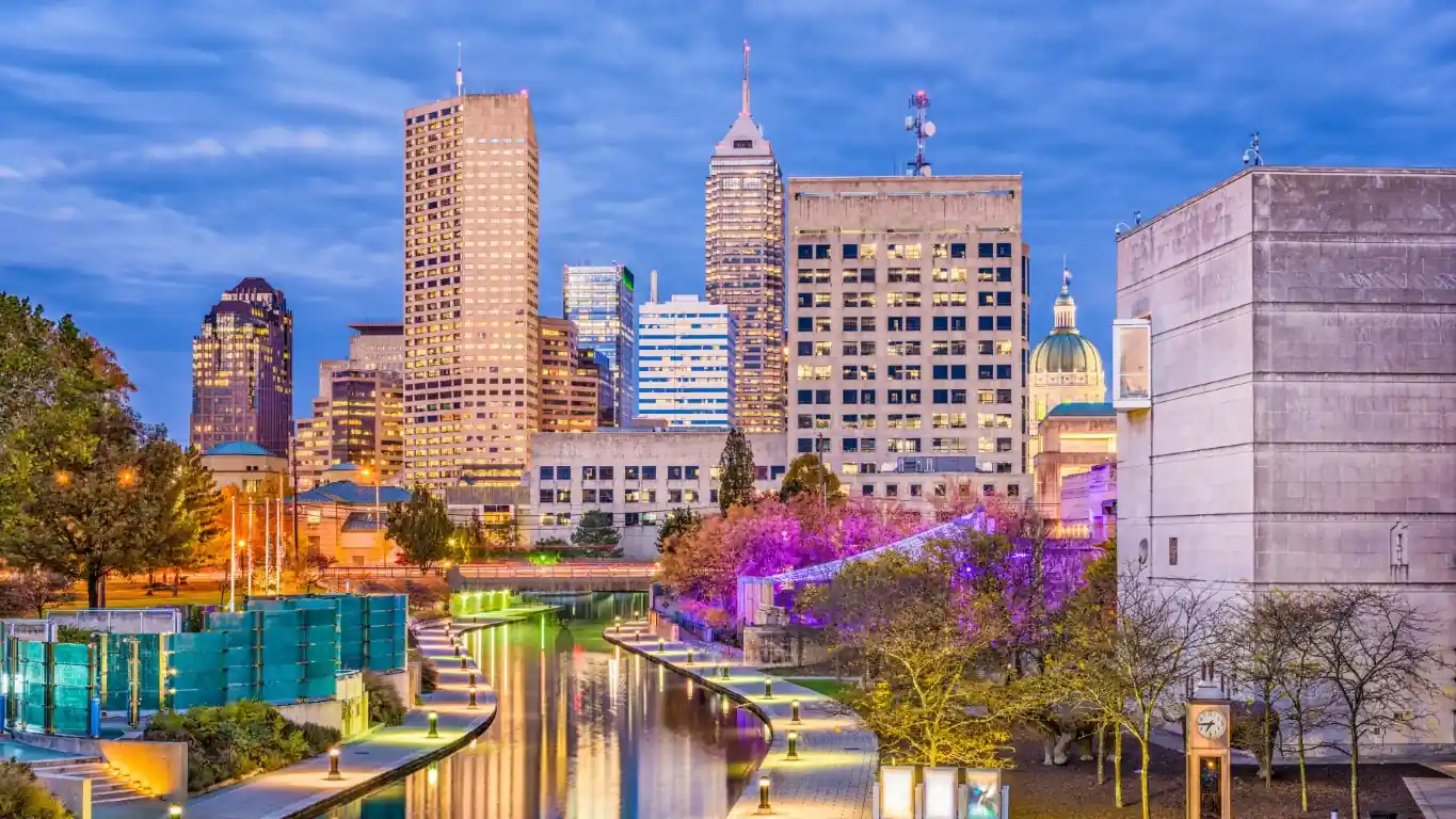 15 Unique Things to Do in Indianapolis for Couples