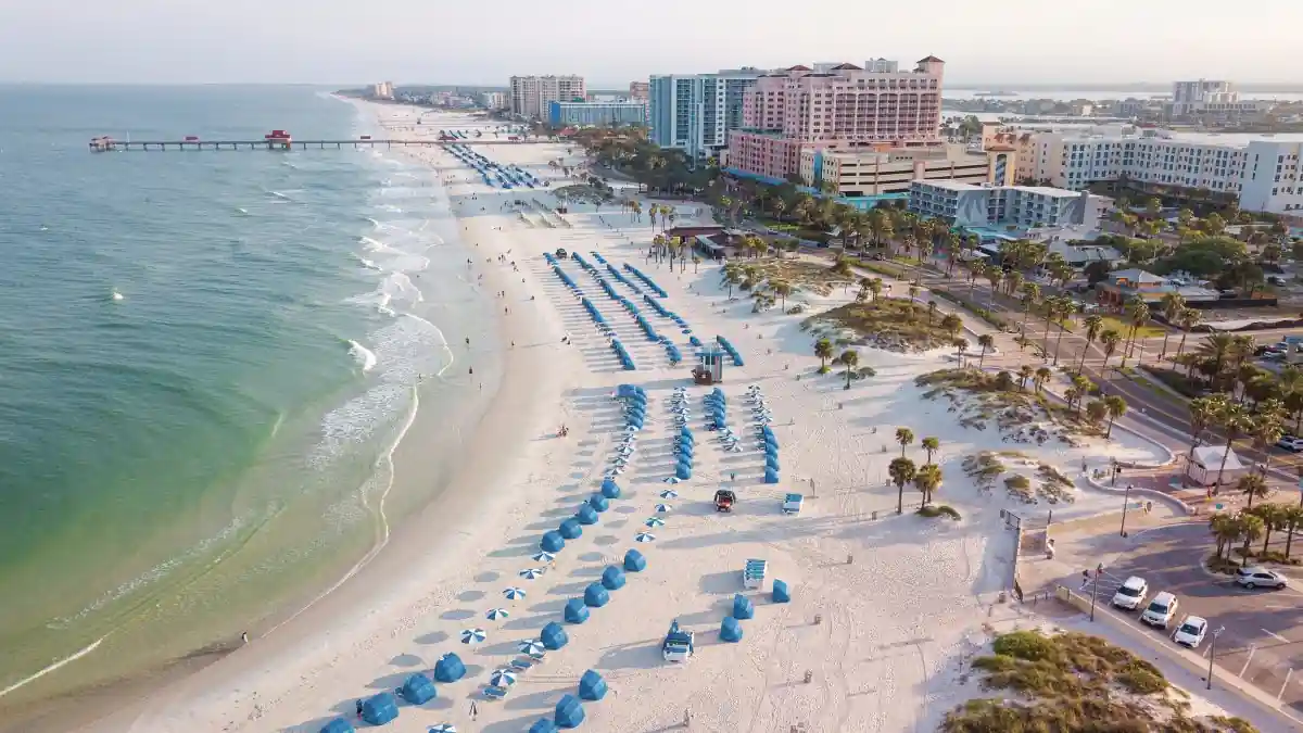 18 Best Warmest Beaches in the USA to Visit in 2025 7 Clearwater Beach