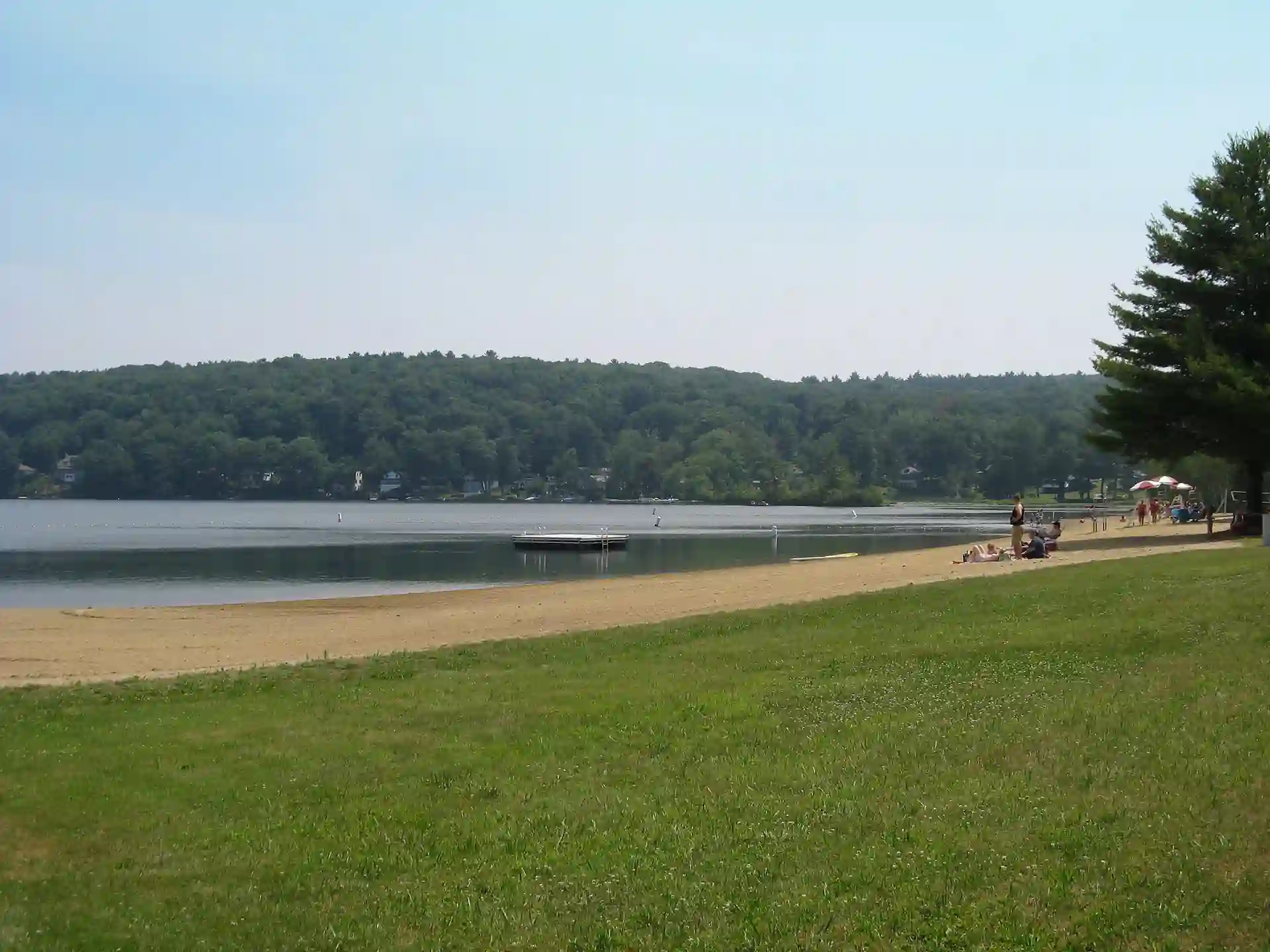 20 Most Beautiful Clear Lakes on the East Coast in 2025 14 Crystal Lake Connecticut