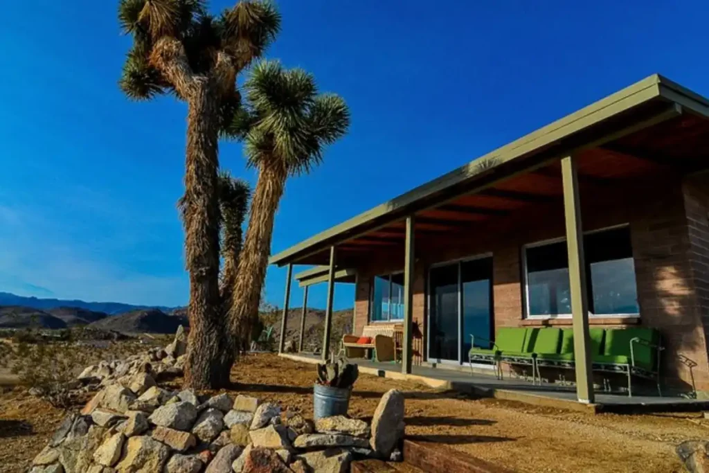 15 Best Weekend Getaways in Southern California For Couples 9 Desert Luxury in Joshua Tree