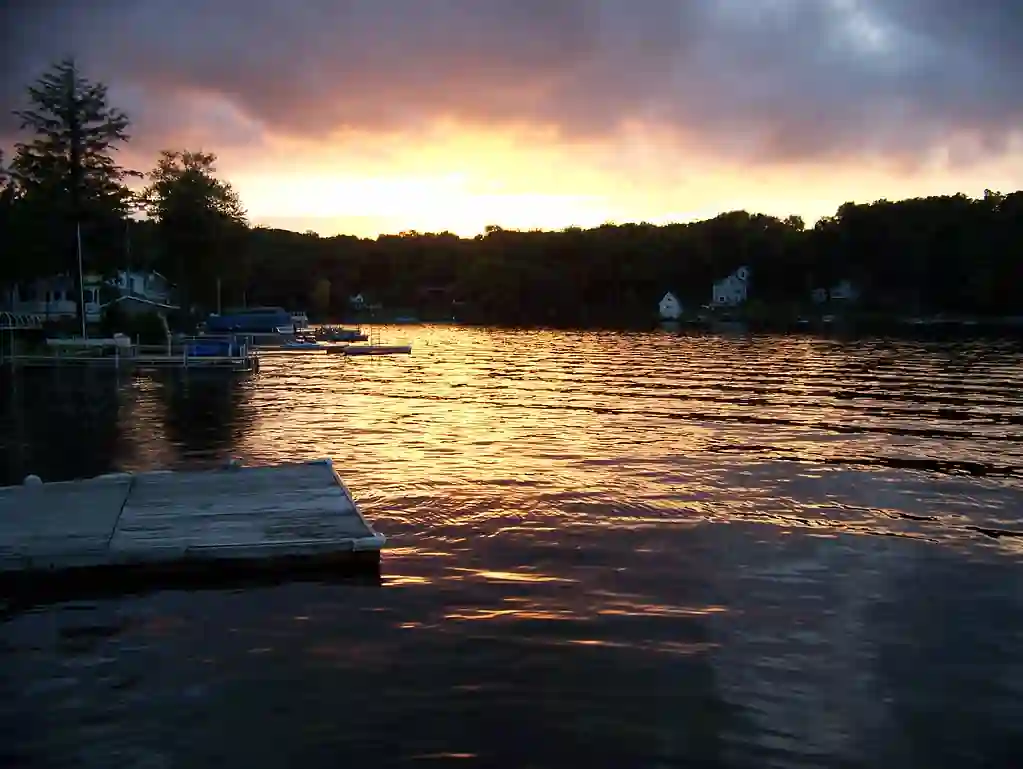 20 Most Beautiful Clear Lakes on the East Coast in 2025 15 Highland Lake Connecticut – New England Tranquility