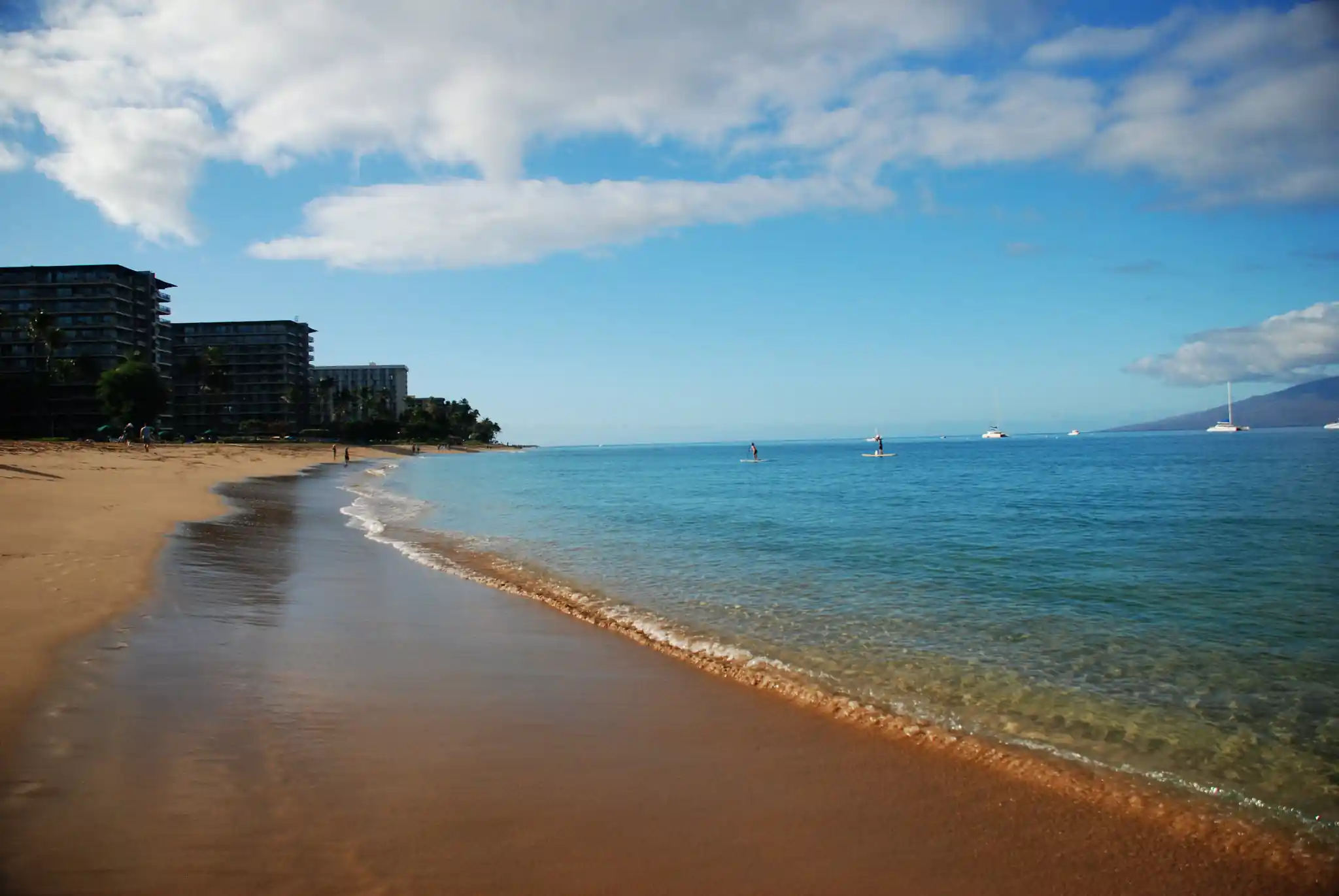 18 Best Warmest Beaches in the USA to Visit in 2025 11 Ka‘anapali Beach Maui