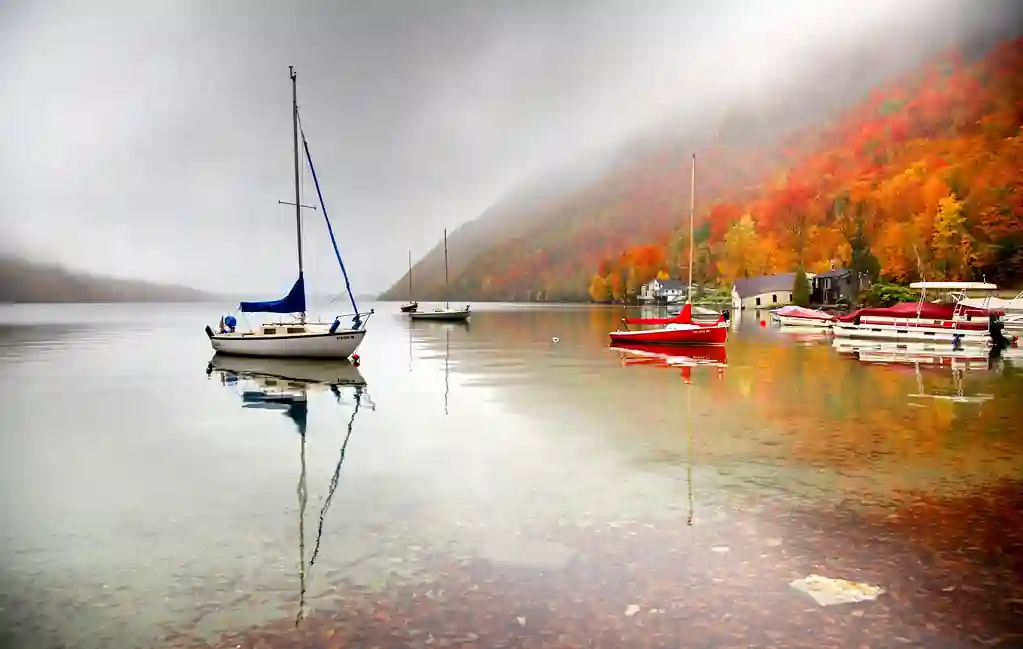 20 Most Beautiful Clear Lakes on the East Coast in 2025 7 Lake Willoughby Vermont – The Fjord of New England