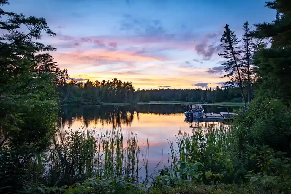 20 Most Beautiful Clear Lakes on the East Coast in 2025 10 Moosehead Lake Maine – Wilderness at Its Finest