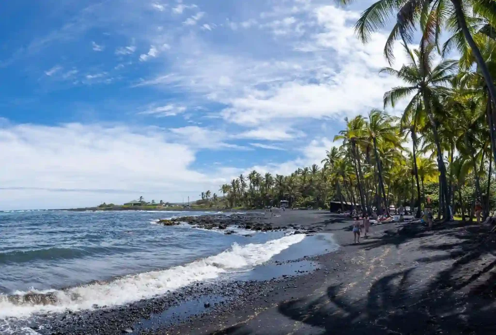 13 Stunning Pink Sand Beach Hawaii Escapes for Relaxing 15 Punaluʻu Beach Big Island Black Pink Mix