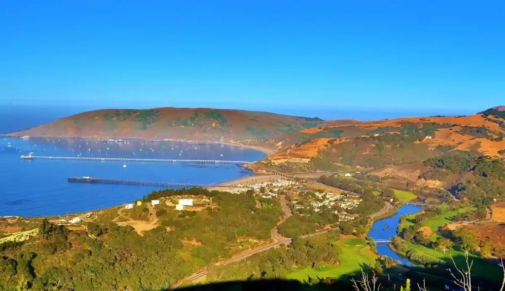 15 Best Weekend Getaways in Southern California For Couples 12 Scenic Coastal Drive to San Luis Obispo