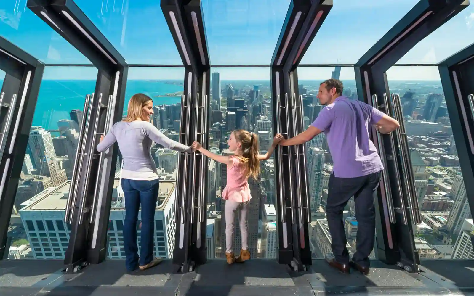 15 Unforgettable Things to Do in Chicago in November for Everyone 8 Adult Adventures — 5 Things to Do in Chicago in November for Grown Up