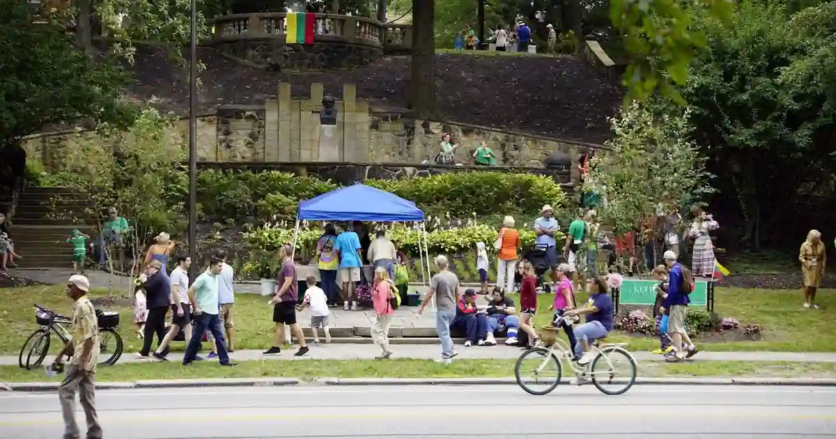 Top 30 Romantic Things to Do in Cleveland for Couples 17 Cleveland Cultural Gardens Walk