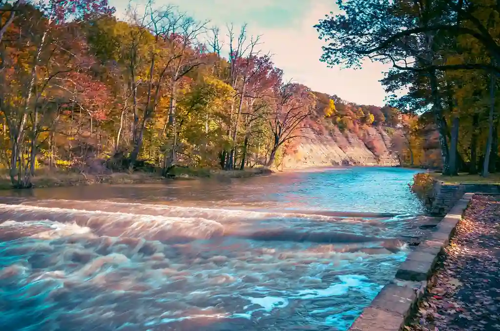 Top 30 Romantic Things to Do in Cleveland for Couples 16 Cleveland Metroparks Rocky River Reservation