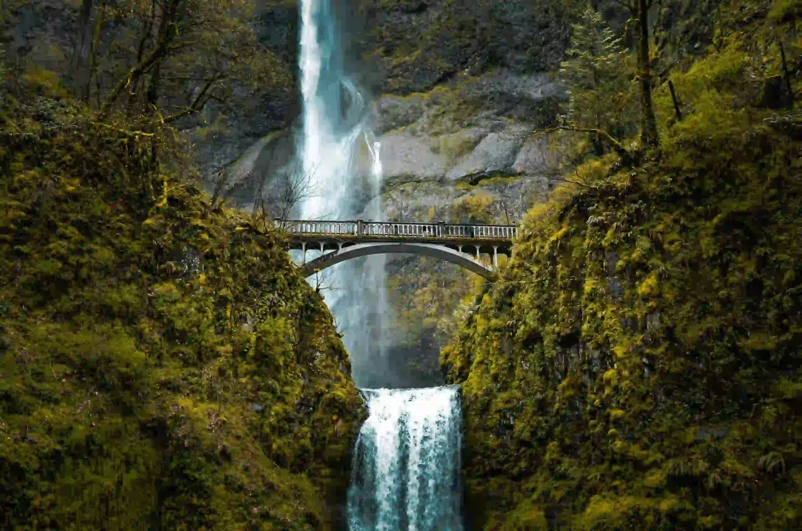 Columbia River Gorge Oregon – Waterfalls Wine Wild Scenery
