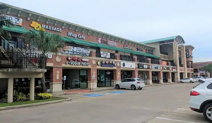 Things to Do in Houston Chinatown: 9 Must-Visit Gems 7 Dun Huang Plaza – Where Old Meets Modern