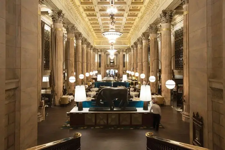 Top 30 Romantic Things to Do in Cleveland for Couples 9 Marble Room Steaks Raw Bar