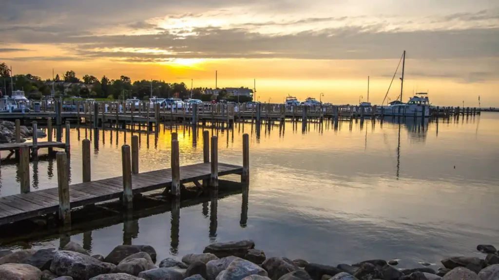 Discover 30 Charming Romantic Lake Michigan Towns 2 Michigans Most Romantic Lake Michigan Towns