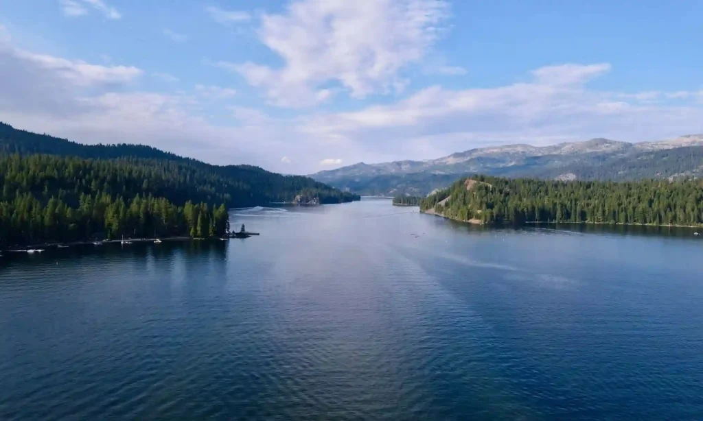 11 Clearest Lakes in the Western USA for Crystal Views 12 Payette Lake Idaho – Mountain Serenity in McCall