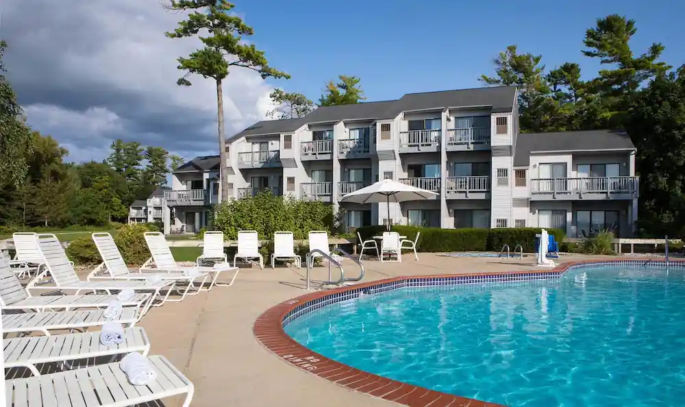 Door County vs Traverse City: Which Wins Your Heart? 15 Grand Traverse Resort Spa