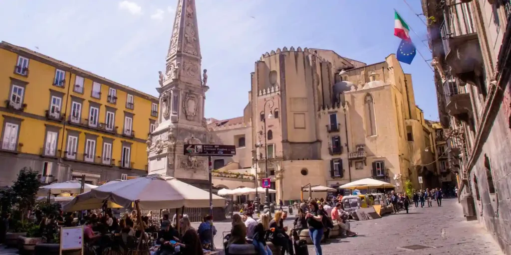 Naples vs Marco Island: Which Is Better for Couples? 15 Naples Culture