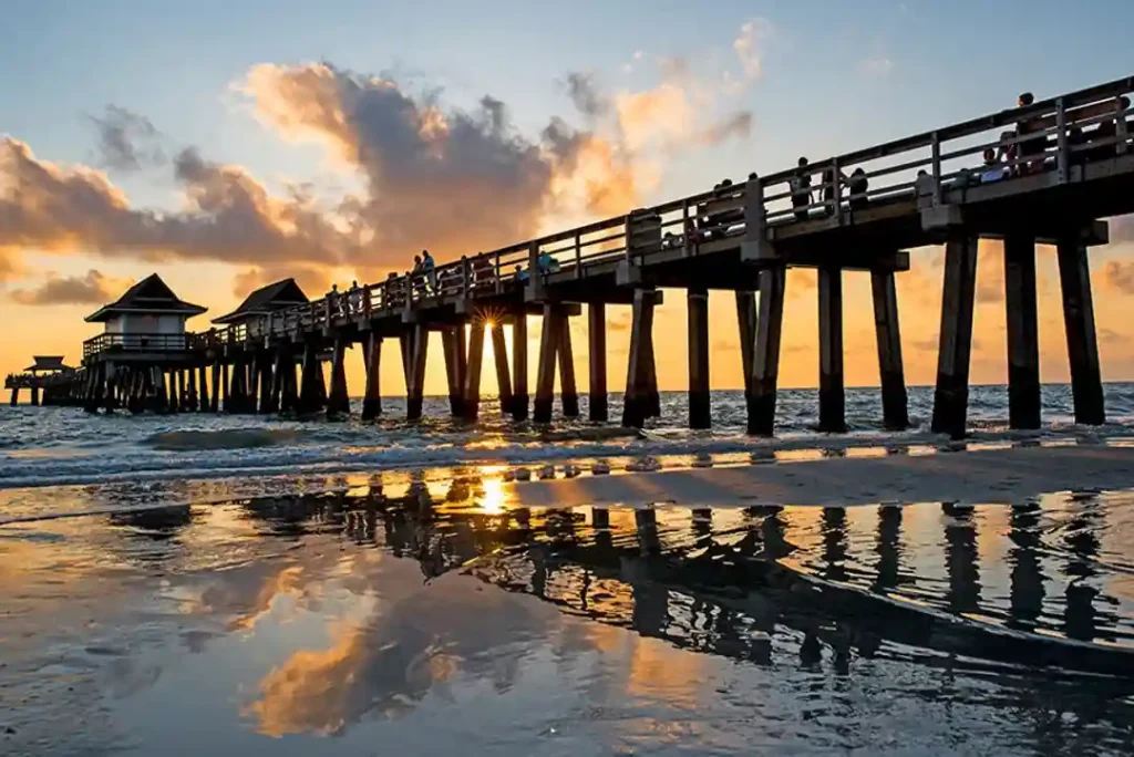 15 Dreamy Spots in Florida Gulf Coast Towns for Couples 5 Naples Pier Naples