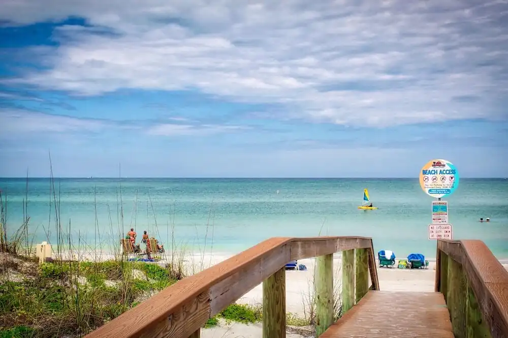 15 Dreamy Spots in Florida Gulf Coast Towns for Couples 15 Pass a Grille St. Pete