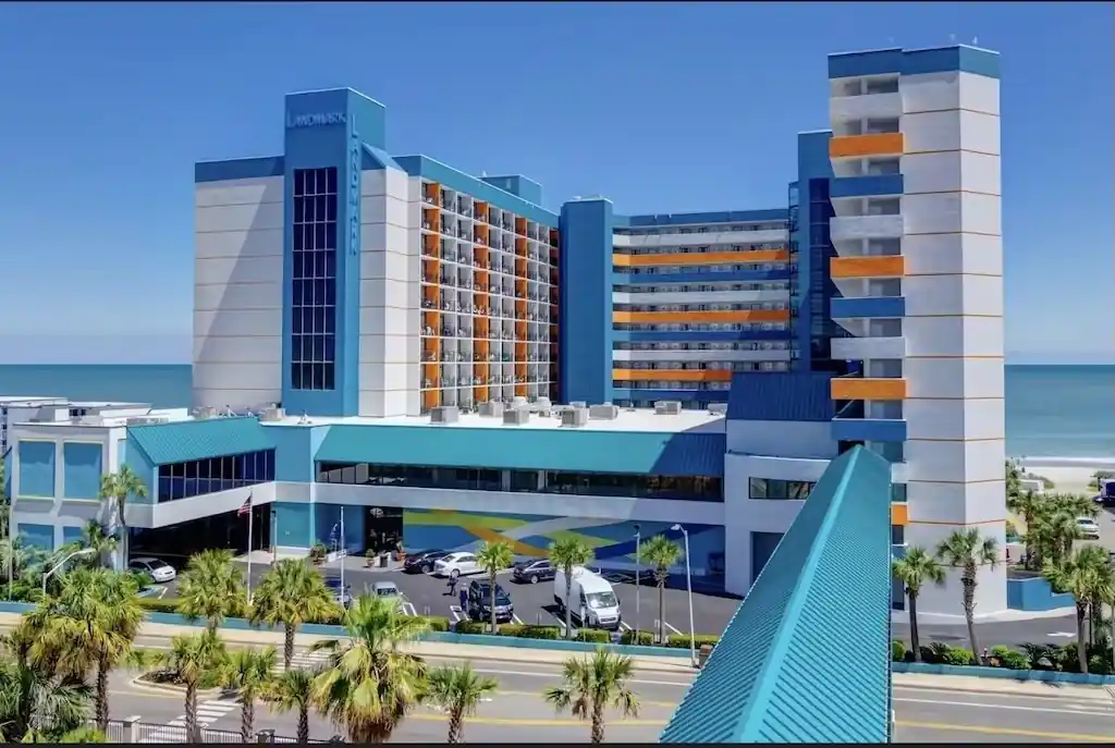 Door County vs Traverse City: Which Wins Your Heart? 8 The Landmark Resort