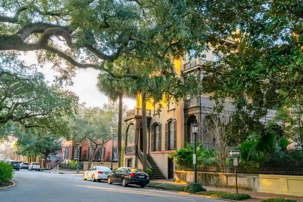 Where is the Best Place for Couples to Travel in the USA? (2026 Guide) 6 Savannah Georgia 2