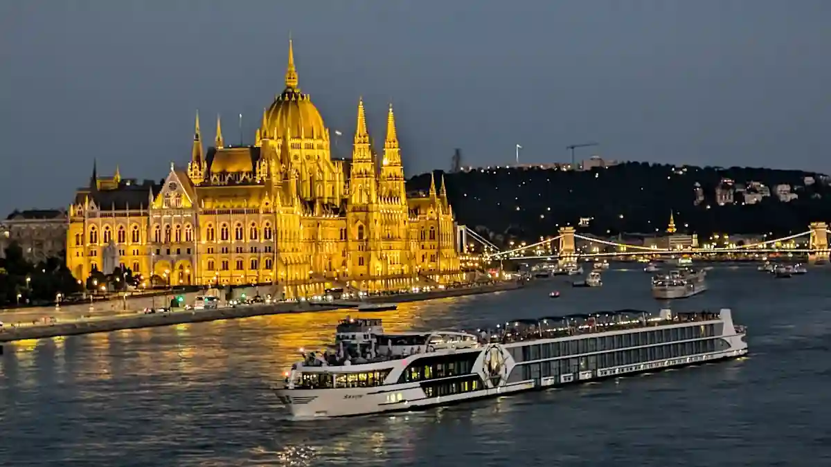 Where Can Couples Travel Cheap? 10 Budget-Friendly Romantic Destinations 11 Budapest Hungary