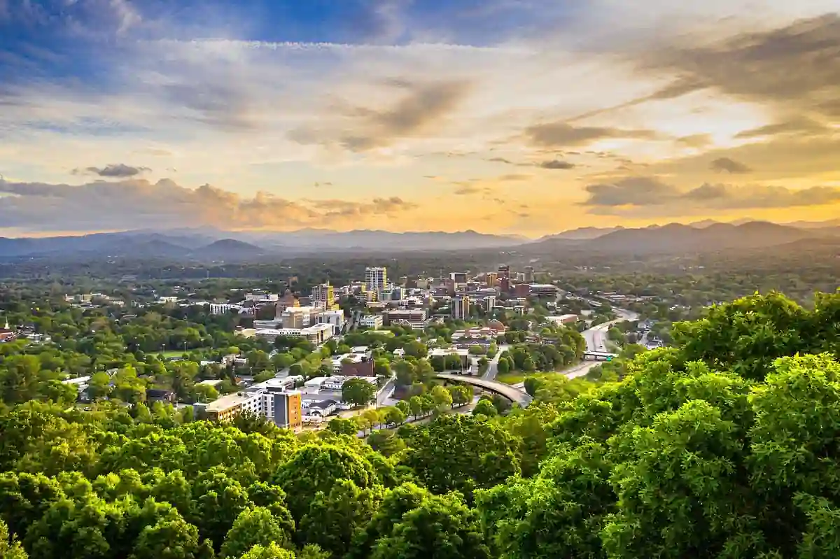 What Is a Romantic City in the US? 10 Hidden Gems for Couples (2026 Guide) 7 Asheville North Carolina USA
